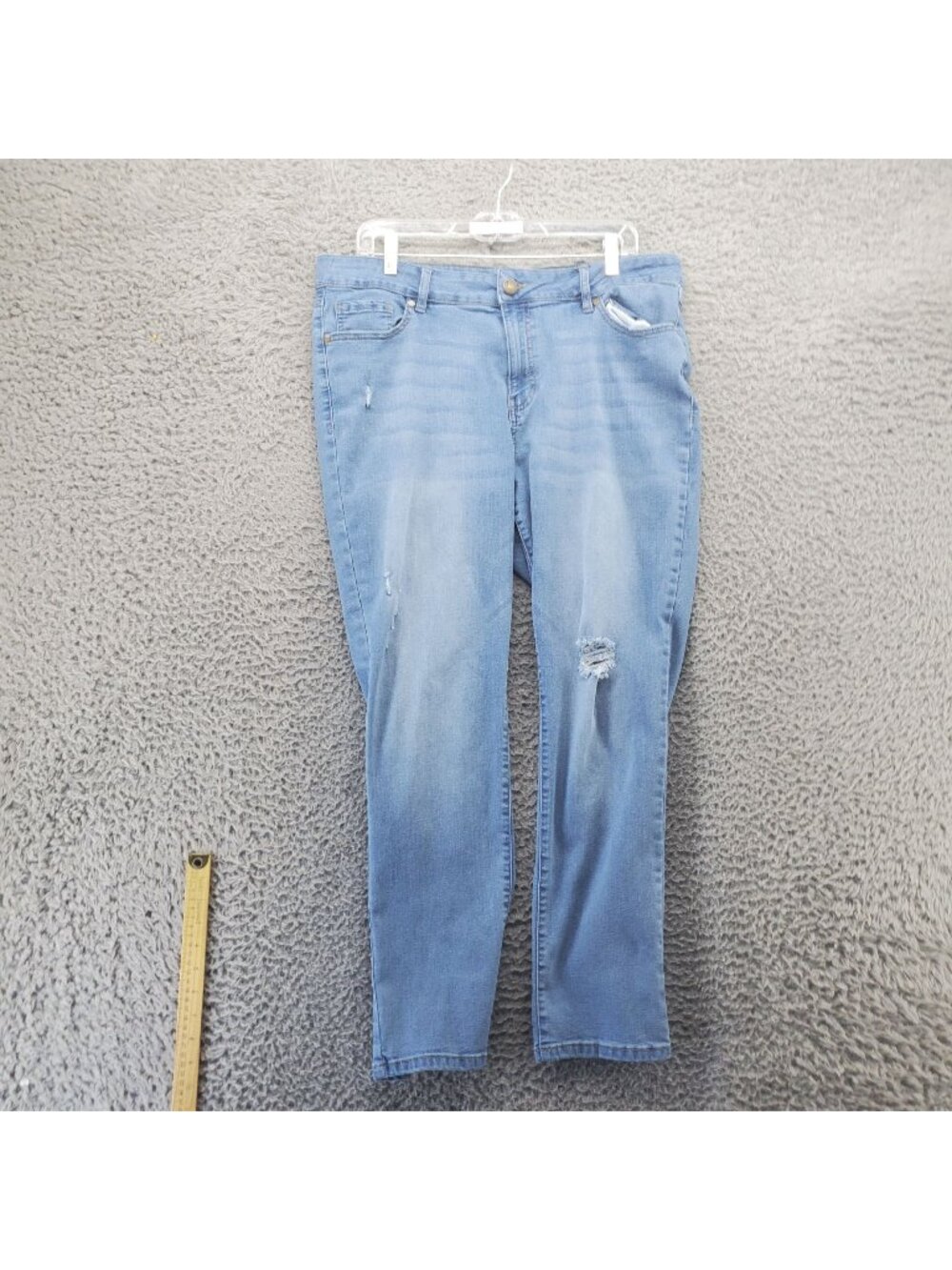 D.Jeans Jeans Womens 18W Light Blue Distressed Stretch Comfortable Mid Rise